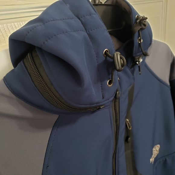 The North Face Summit Series Jacket - Picture 5 of 8